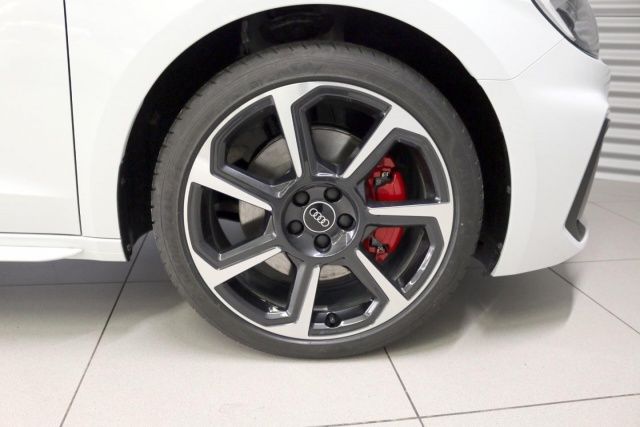 Fahrzeugabbildung Audi A1 Sportback S line TFSI S-Tronic LED Navi Klima