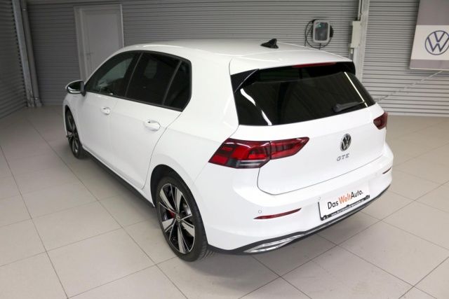 Fahrzeugabbildung Volkswagen Golf GTE 1.4 TSI eHybrid DSG AHK LED Navi Klima